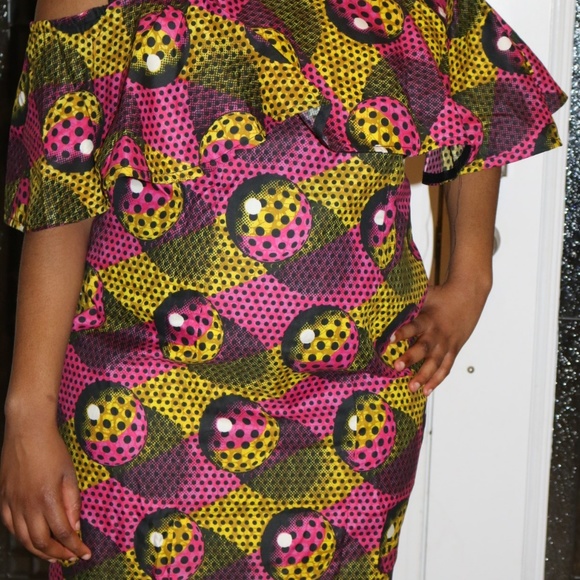 Ankara Cold shoulder dress - Picture 4 of 4